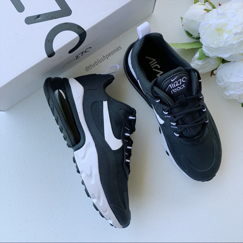 Nike Air Max 270 React Black and White NWT - Picture 3 of 11
